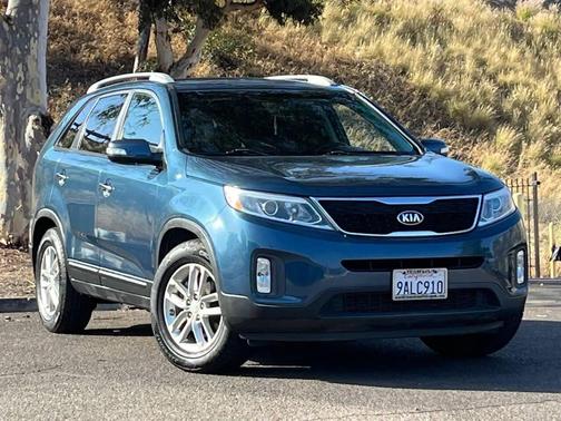 Wave Blue 2015 Kia Sorento LX