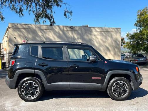 Black 2017 Jeep Renegade Trailhawk