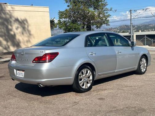 2008 Toyota Avalon XL