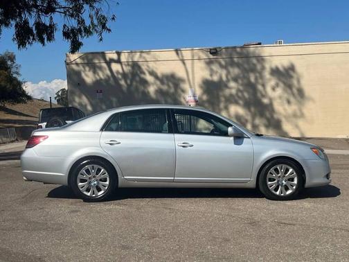 2008 Toyota Avalon XL