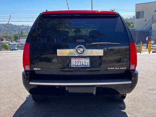 2009 Cadillac Escalade ESV Standard
