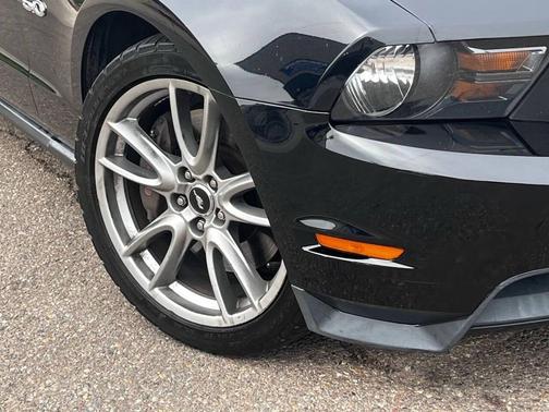 2011 Ford Mustang GT Premium