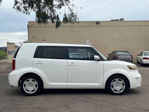2008 Scion xB Base