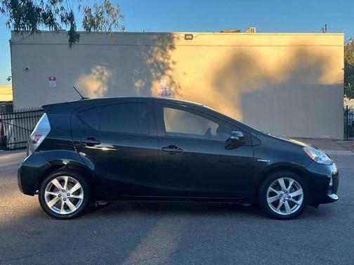 2013 Toyota Prius c Four