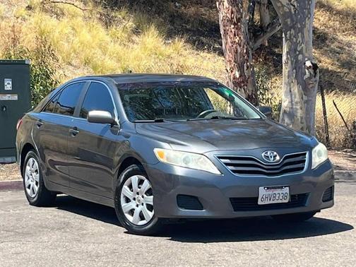2010 Toyota Camry LE