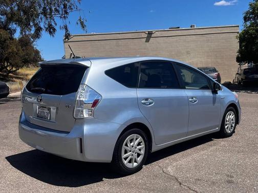 2012 Toyota Prius v Three