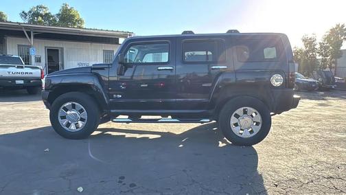 2009 Hummer H3 Base