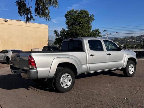 2005 Toyota Tacoma PreRunner Double Cab
