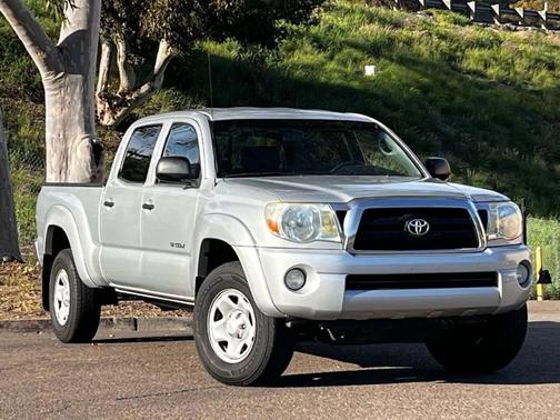 2005 Toyota Tacoma PreRunner Double Cab
