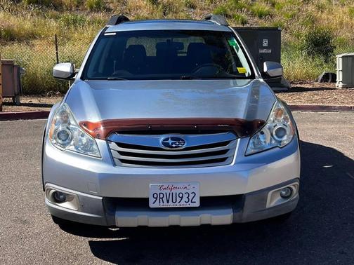 2012 Subaru Outback 2.5i Limited