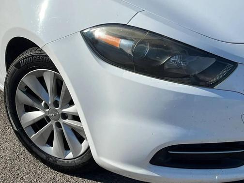 Bright White Clearcoat 2014 Dodge Dart SXT
