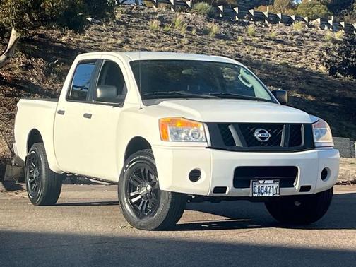 2010 Nissan Titan XE