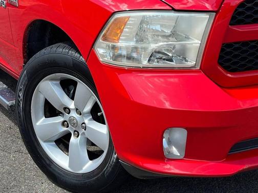 Flame Red Clearcoat 2013 RAM 1500 Tradesman/Express