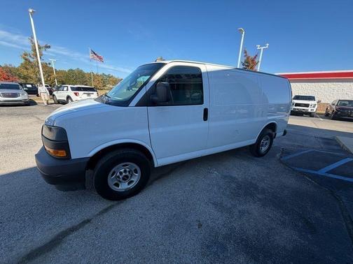 2021 GMC Savana 2500 Work Van
