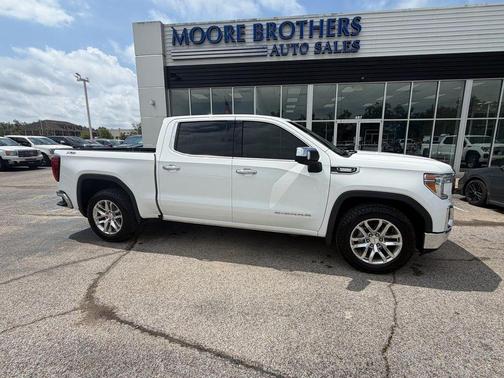 Summit White 2021 GMC Sierra 1500 SLT