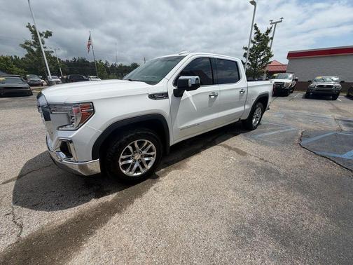 Summit White 2021 GMC Sierra 1500 SLT