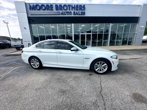 2015 BMW 528 4dr Sdn 528i RWD