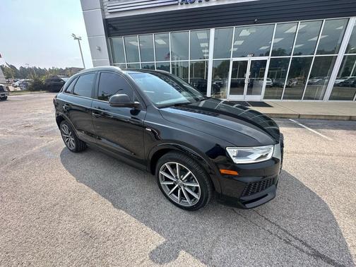 2018 Audi Q3 2.0 TFSI Sport Premium quattro AWD