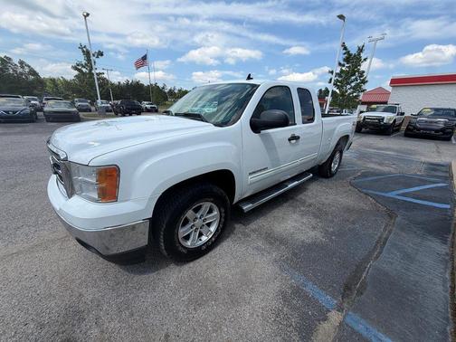Summit White 2013 GMC Sierra 1500 SLE