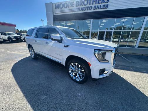 2021 GMC Yukon XL SLT