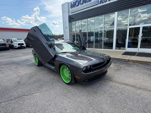 Granite Crystal Metallic Clearcoat 2014 Dodge Challenger SXT