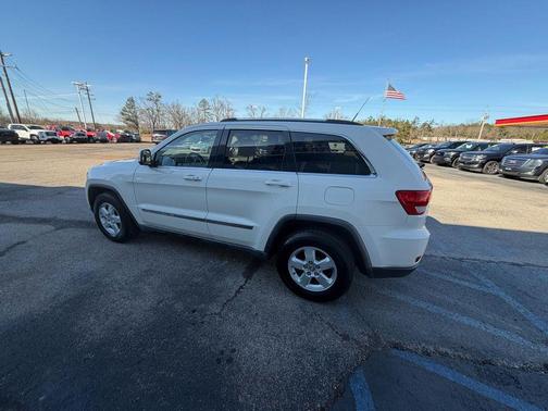 2011 Jeep Grand Cherokee Laredo