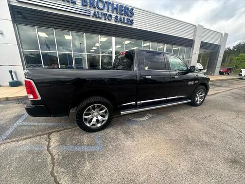 2017 RAM 1500 Limited Crew Cab 4x4 6'4' Box