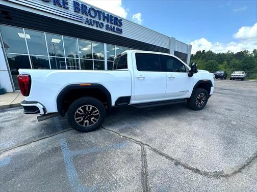 2022 GMC Sierra 2500 AT4