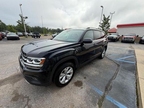 Deep Black Pearl 2019 Volkswagen Atlas 3.6L SE w/Technology