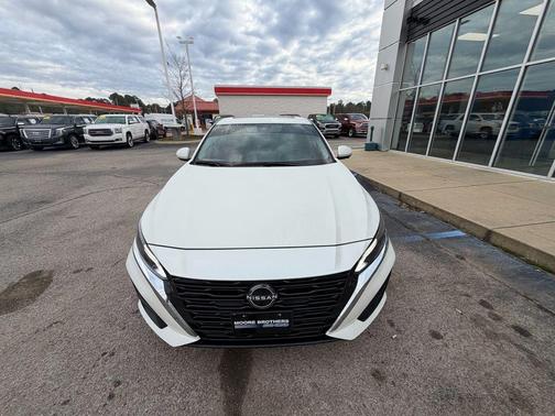 2023 Nissan Altima 2.5 SL