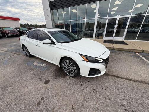 2023 Nissan Altima 2.5 SL