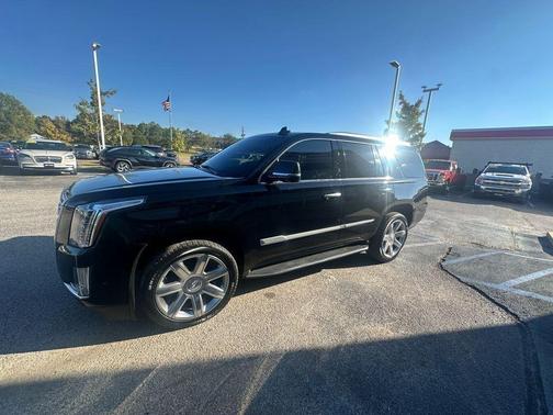 2020 Cadillac Escalade Luxury