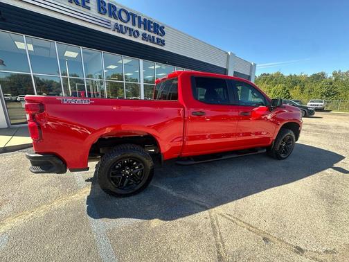 2023 Chevrolet Silverado 1500 Custom Trail Boss