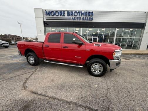 2020 RAM 2500 Tradesman Crew Cab 4X4 6'4' Box