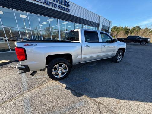 2017 Chevrolet Silverado 1500 2LT
