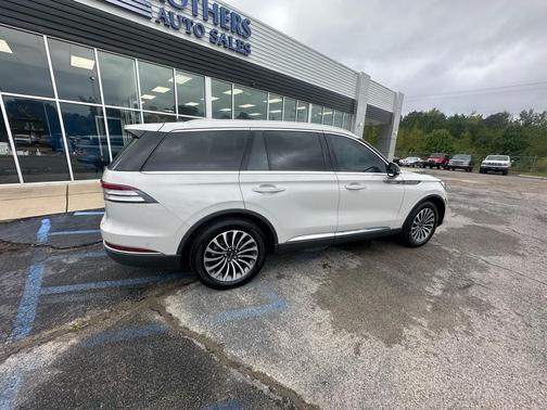 2022 Lincoln Aviator Reserve AWD
