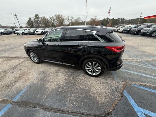 2021 INFINITI QX50 LUXE