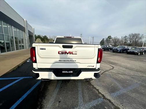 2021 GMC Sierra 1500 AT4