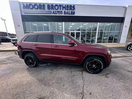 2017 Jeep Grand Cherokee Laredo