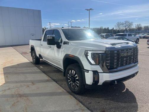 White 2024 GMC Sierra 2500 Denali Ultimate