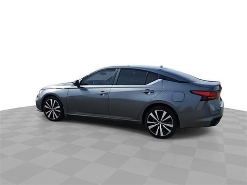 2021 Nissan Altima SR Intelligent AWD