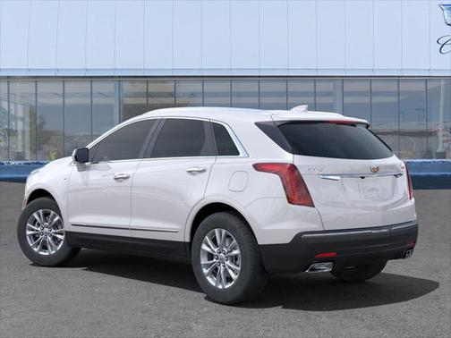 2025 Cadillac XT5 Luxury