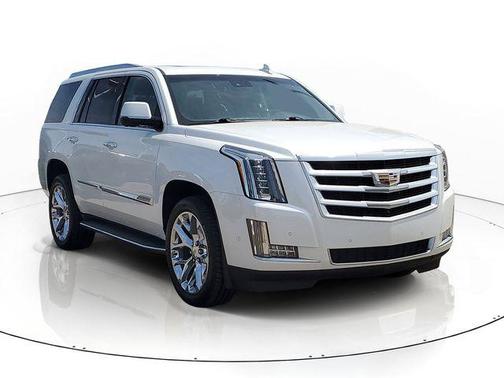 Crystal White Tricoat 2017 Cadillac Escalade Luxury