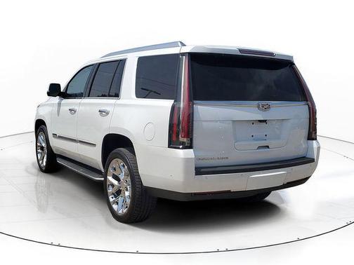 Crystal White Tricoat 2017 Cadillac Escalade Luxury