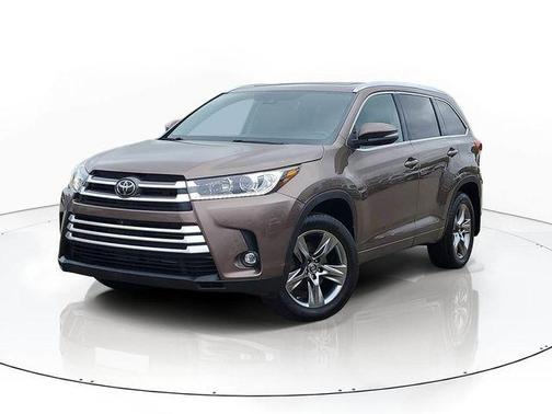Toasted Walnut Pearl 2019 Toyota Highlander Limited