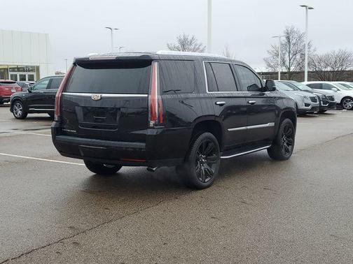 2020 Cadillac Escalade Luxury