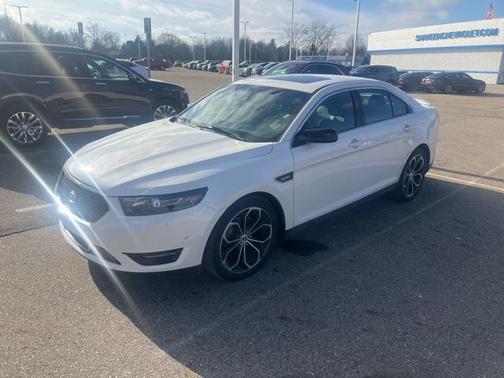 2017 Ford Taurus SHO