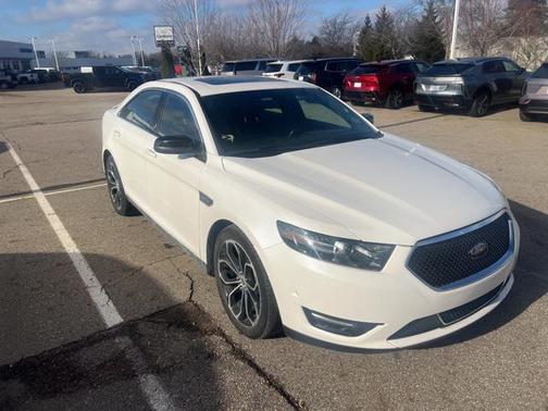 2017 Ford Taurus SHO