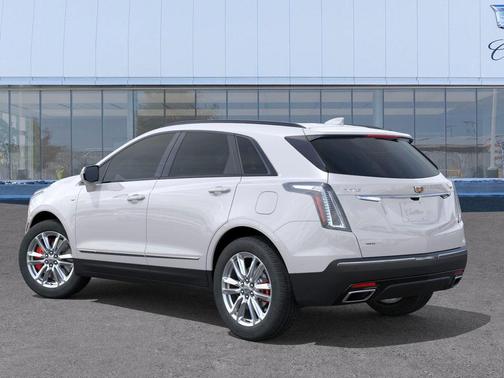 2026 Cadillac XT5 Sport