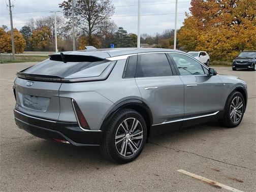 2024 Cadillac LYRIQ Luxury